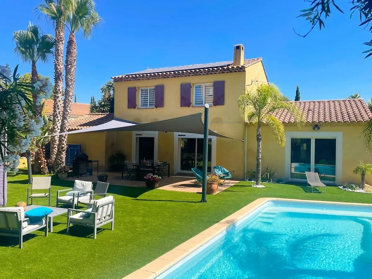 Villa Maison Spacieuse Avec Piscine A Sanary-Sur-Mer