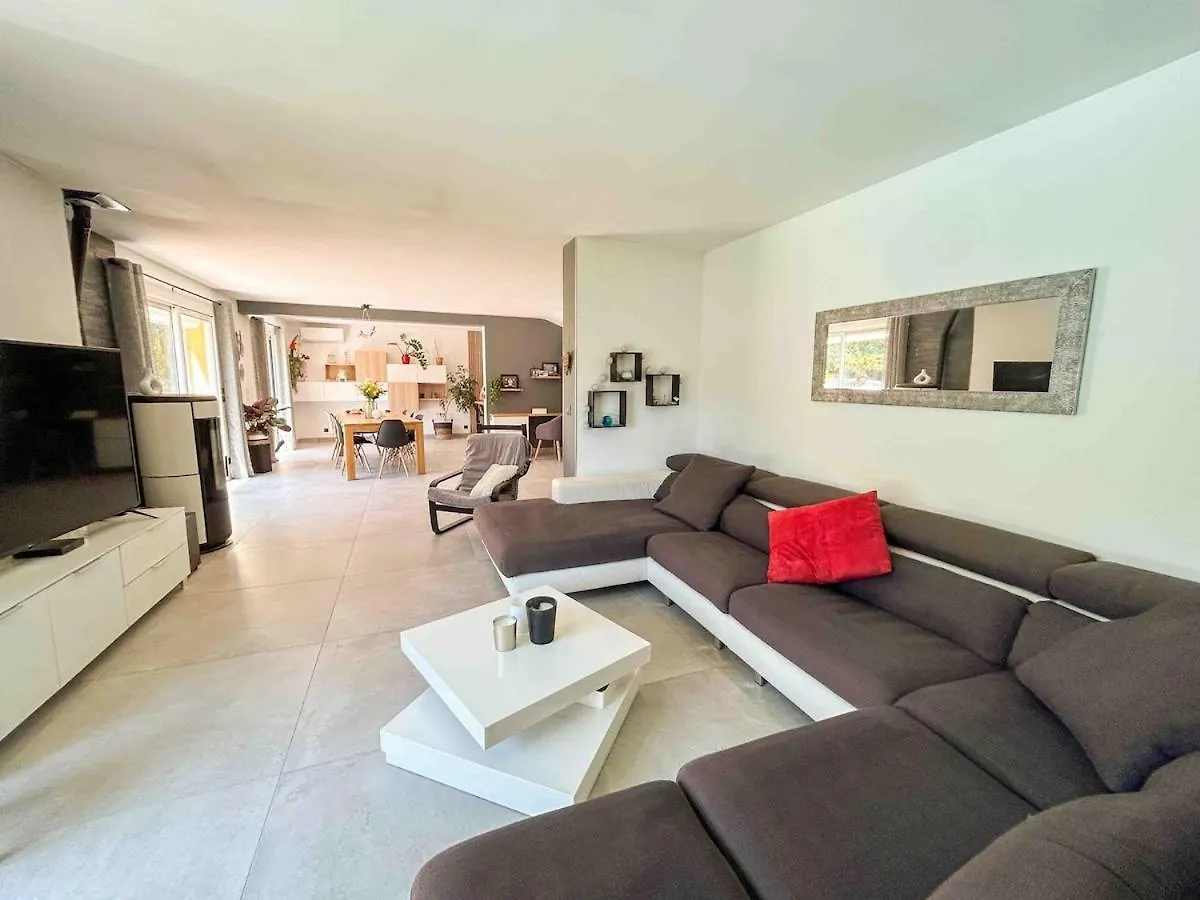 Villa Maison Spacieuse Avec Piscine A Sanary-Sur-Mer