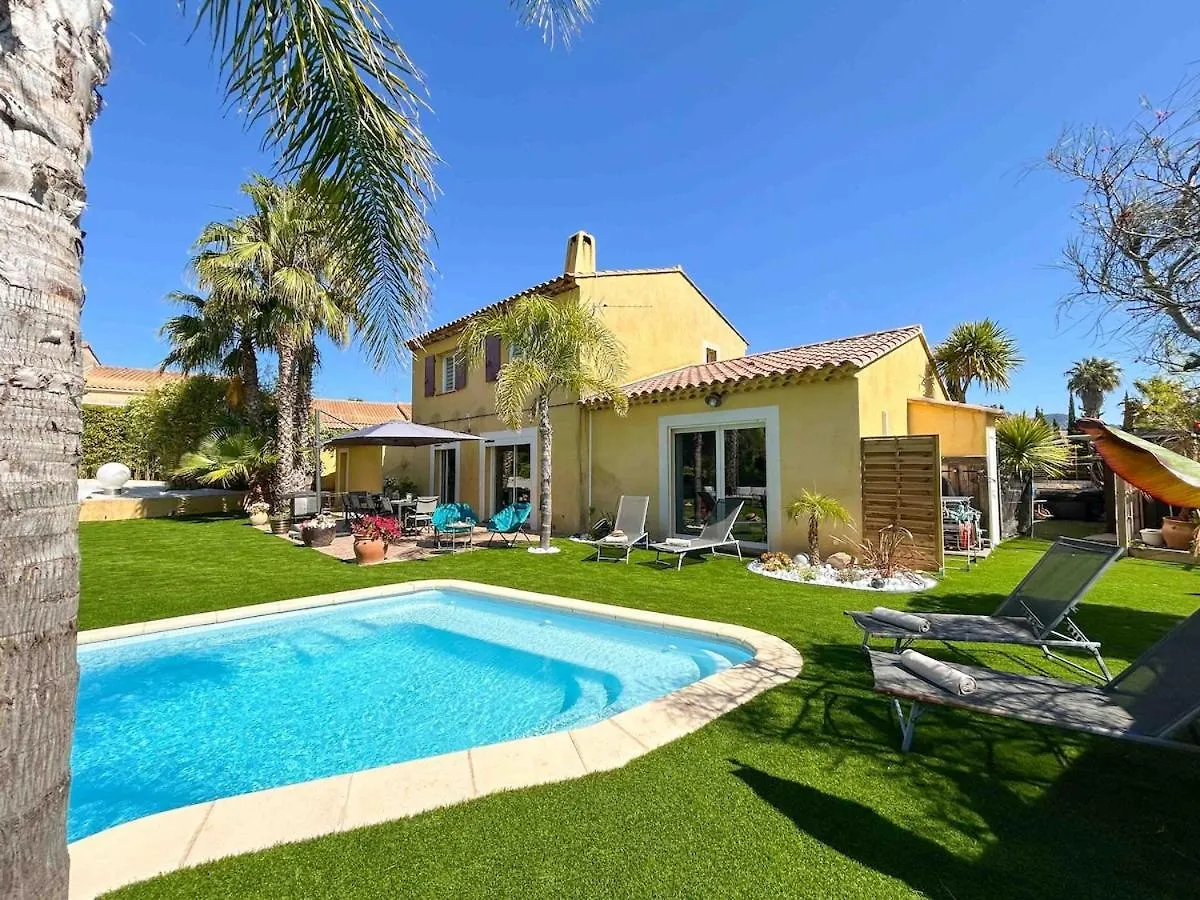 Maison Spacieuse Avec Piscine A Sanary-Sur-Mer