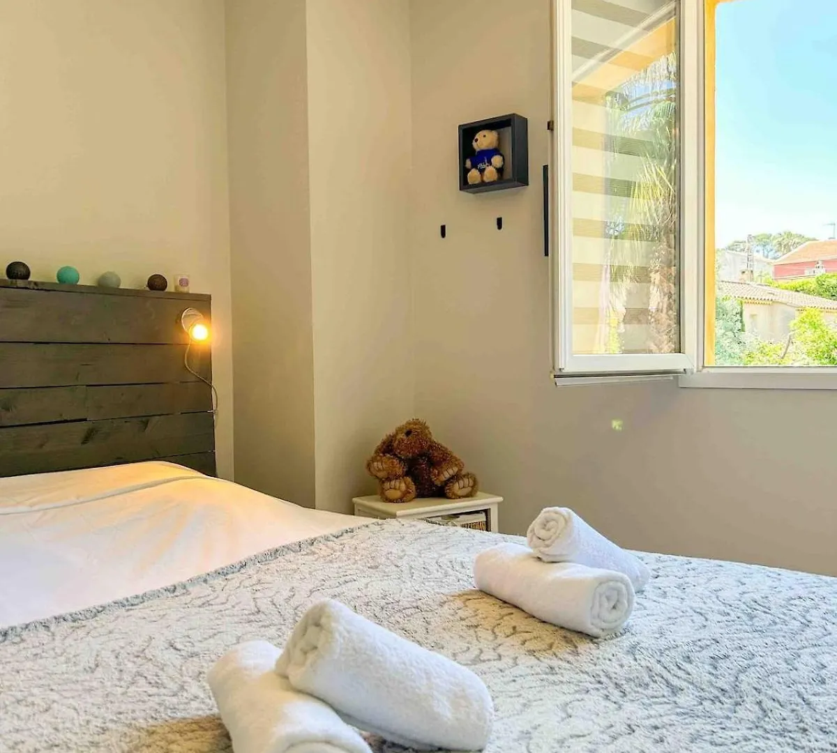 Maison Spacieuse Avec Piscine A Sanary-Sur-Mer
