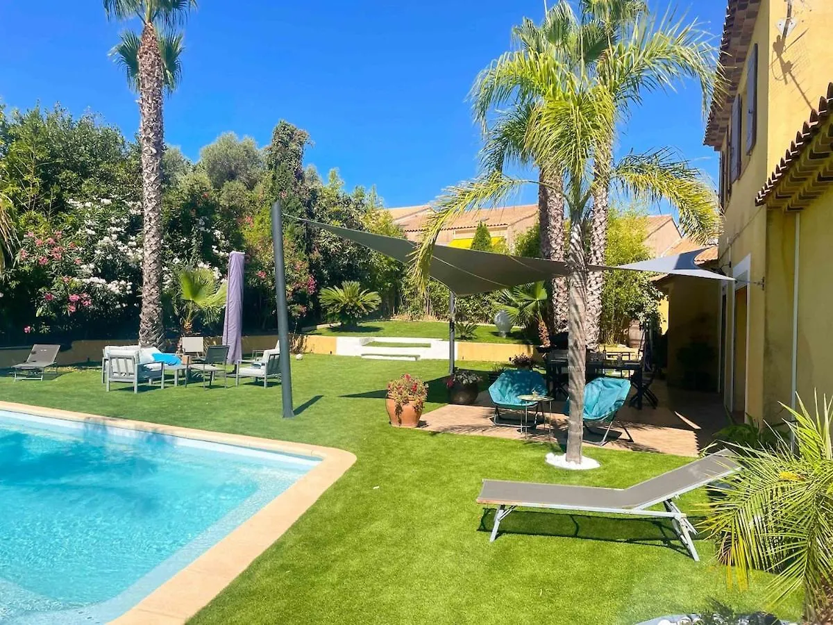 Maison Spacieuse Avec Piscine A Sanary-Sur-Mer Willa